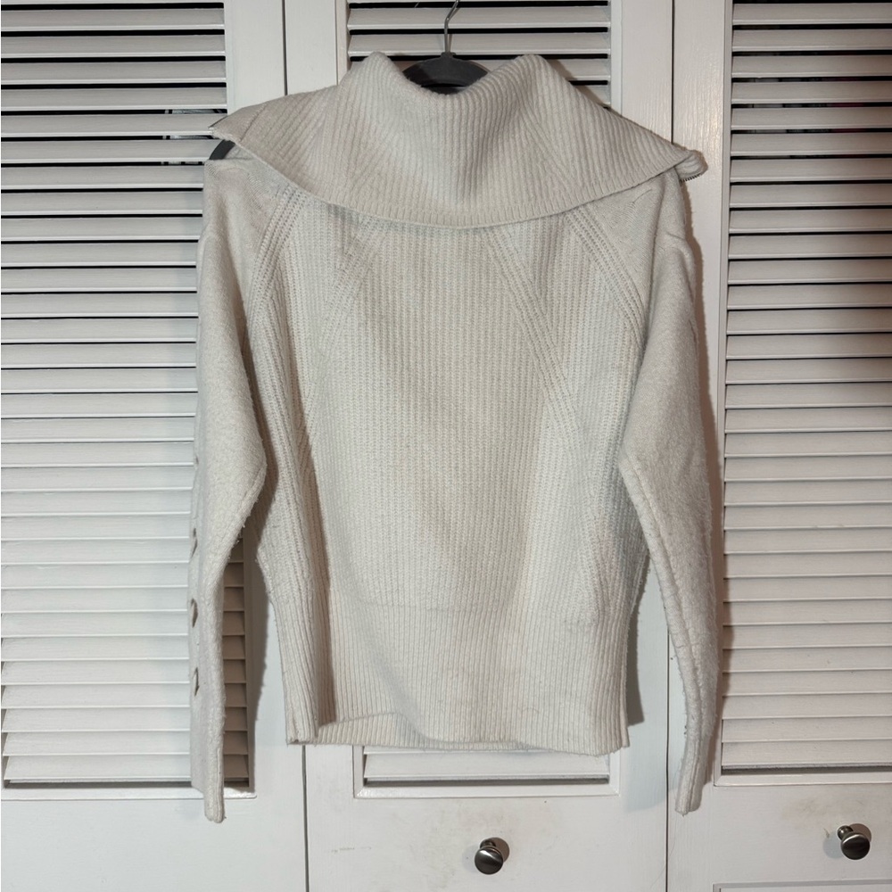 WHBM Novelty Sleeve Half Zip Pullover - Picture 7 of 7